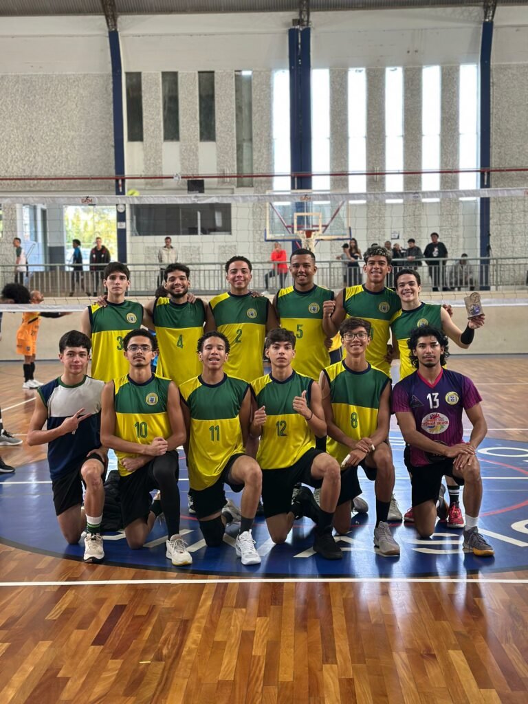 volei-de-quadra-de-hortolandia-vence-itatiba-em-tres-categorias-diferentes