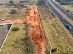 area-de-novo-viario-no-jd.-amanda-tera-patio-para-uso-de-autoescolas