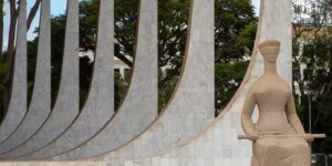 stf-defende-atuacao-de-moraes-e-diz-que-cumprira-a-constituicao 