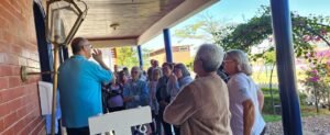 hortolandia-leva-idosos-do-centro-da-melhor-idade-para-visitar-empresa-ems