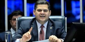 com-plenario-obstruido,-senado-tera-sessao-remota,-diz-alcolumbre